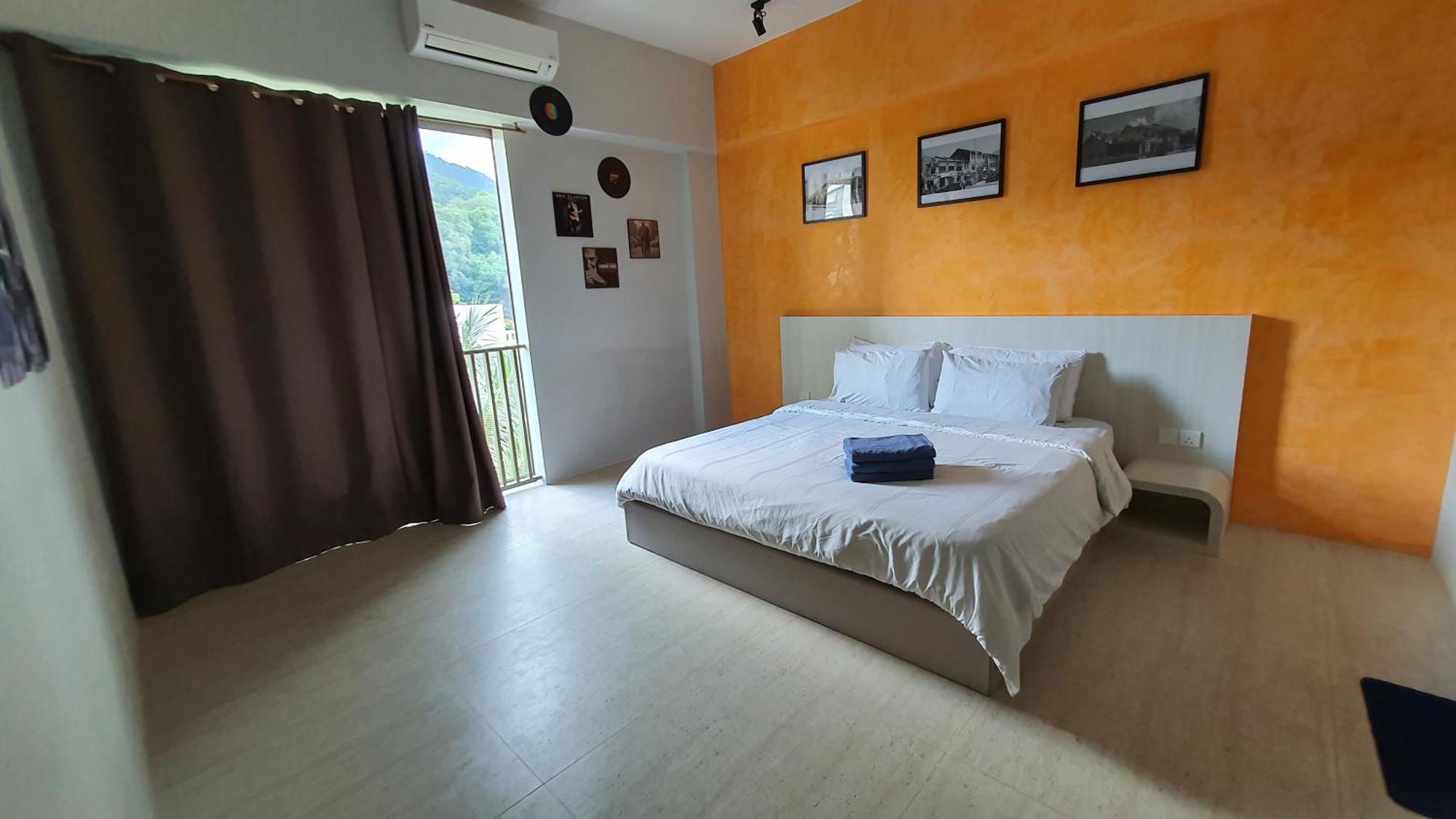 By The Sea Beach Luxury Resort - Batu Feringgi Luaran gambar